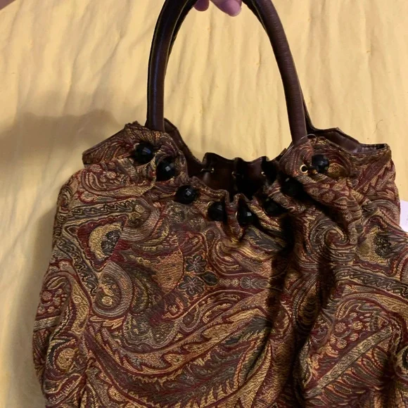 NWT beaded tapestry shoulder bag and matching wallet set - Picture 2 of 9